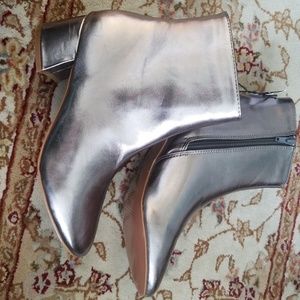 Silver ankle boots NWT